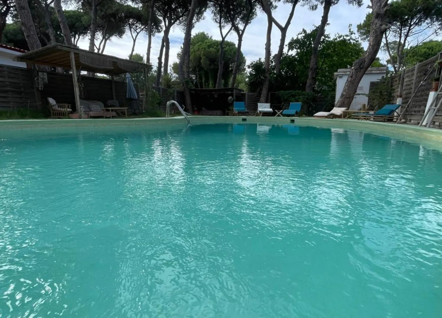 Pineda 38 Villa Gavà 0*,  Spanje